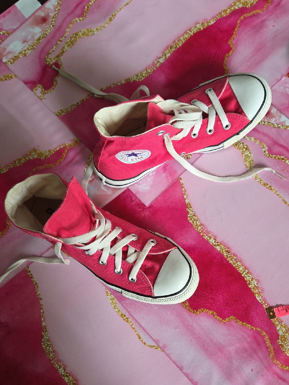 Converse Men / Women High-Top Sneakers - Bright Pink